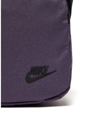 nike core 3.0 sling bag