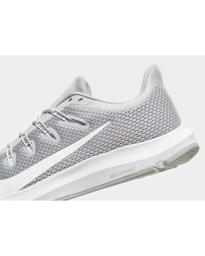 nike quest 2 grey