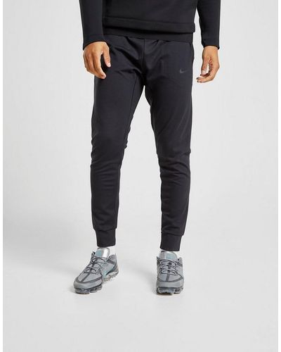 nike tech ponte