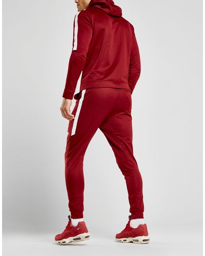 nike tribute red