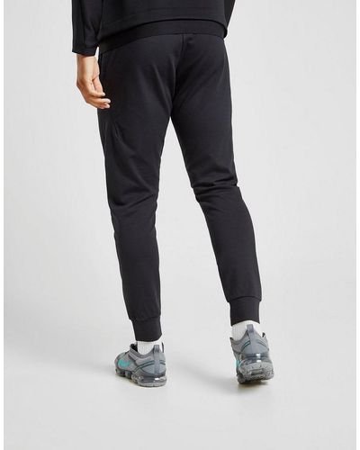 nike tech ponte