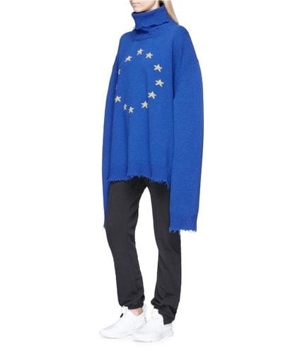 oversized star sweater