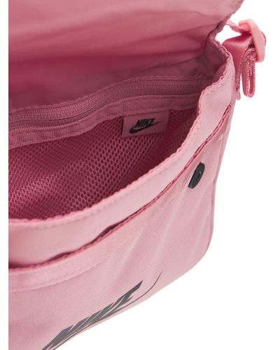 Nike Umhängetasche in Pink - Lyst