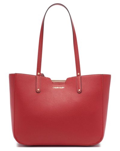 dilan medium tote