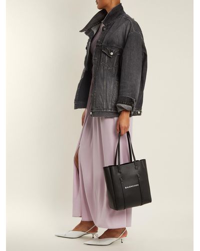 balenciaga xs everyday leather tote