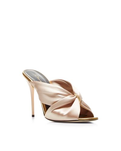 Oscar de la renta mules Clearance
