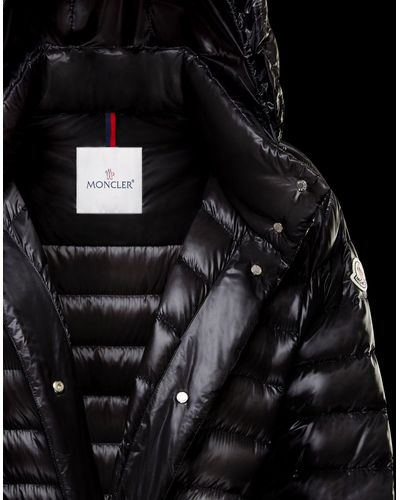 signe moncler