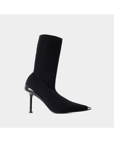 Alexander McQueen Pointed-toe Ankle Boots - Black