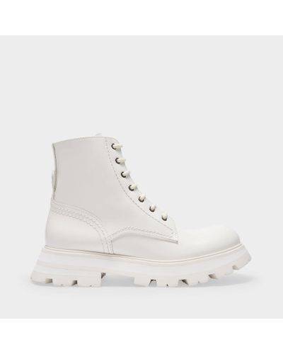 Alexander McQueen Wander Boots - White