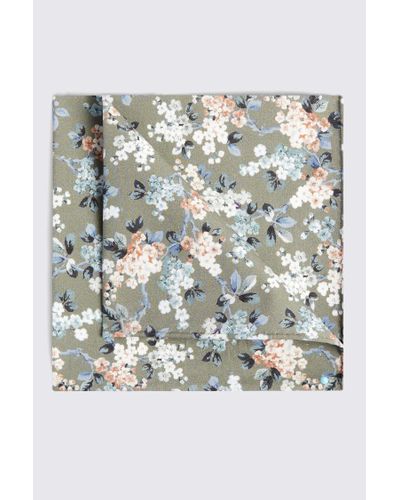Liberty Sage Ditsy Floral Pocket Square Made With Fabric - Green
