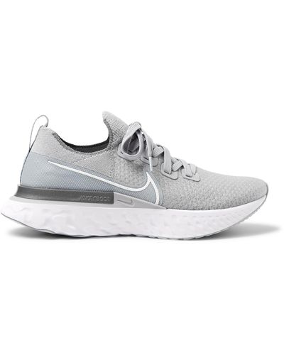 grey flyknit trainers