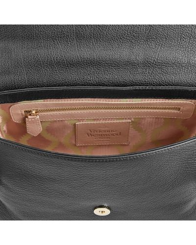 vivienne westwood balmoral large bolsa with flap