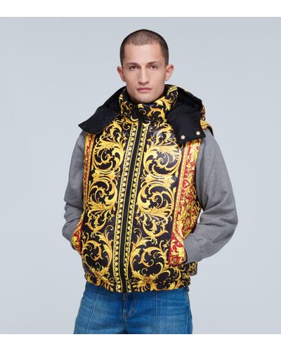 Versace Synthetic Reversible Down-filled Gilet in Red for Men | Lyst  Australia