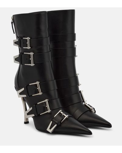 Versace Ankle Boots Pin-Point Buckle aus Leder - Schwarz