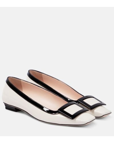 roger vivier silver flats