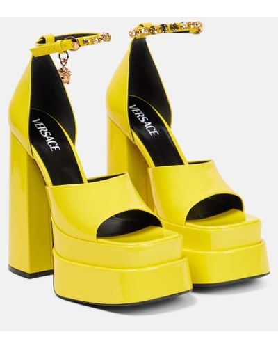Versace Medusa Aevitas Patent Leather Platform Sandals - Yellow
