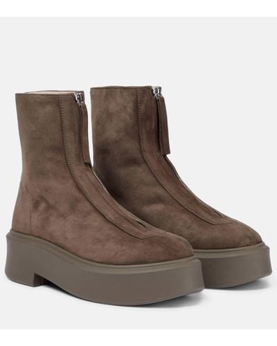 The Row Zipped Boot 1 Suede Boots - Brown