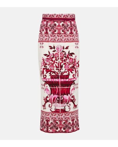 Dolce & Gabbana Falda longuette de charmeuse con estampado Maiolica - Rojo
