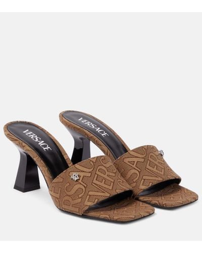 Versace Mules Allover - Marrón