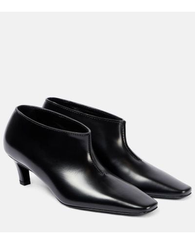 Totême Wide Shaft Leather Ankle Boots - Black
