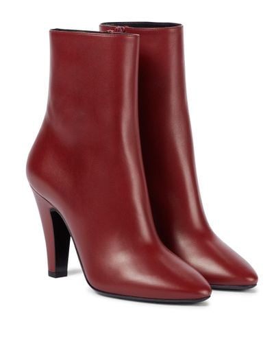 Saint Laurent 68 Leather Ankle Boots - Red