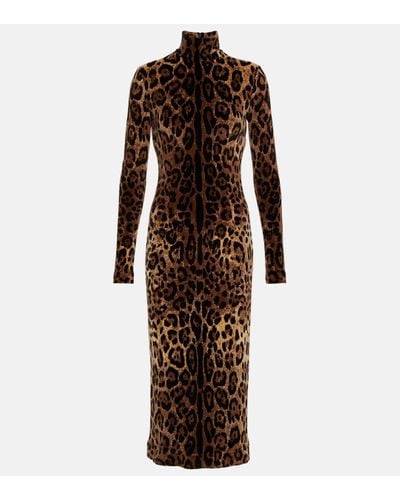 Dolce & Gabbana Robe midi en jacquard a motif leopard - Marron