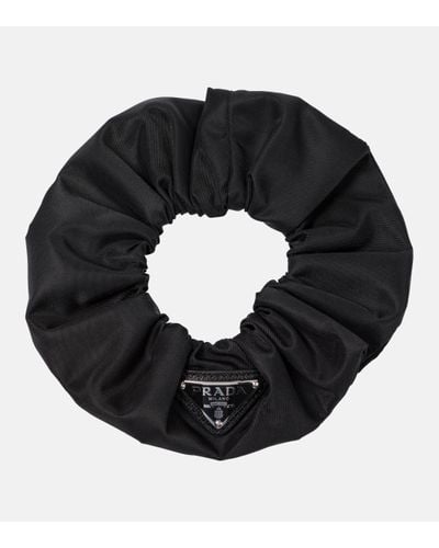 Prada Chouchou à plaque logo - Noir