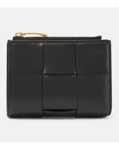 Bottega Veneta Intreccio Leather Bifold Wallet - Black