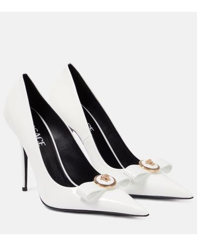 Versace Gianni Bow-detail Patent Leather Pumps - White