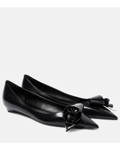 Prada Verzierte Ballerinas aus Leder - Schwarz