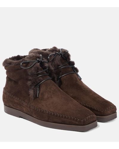 Totême Suede And Faux Shearling Ankle Boots - Brown