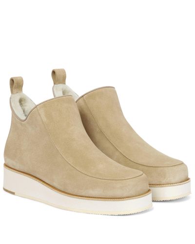Gabriela Hearst Harry Suede Ankle Boots - Natural
