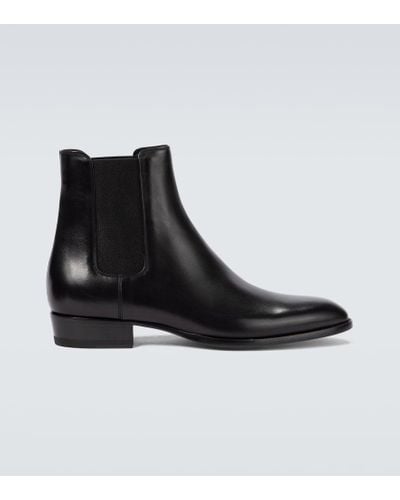 Saint Laurent Wyatt Leather Chelsea Boots - Black