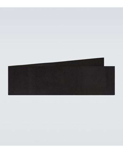 The Row Gordie Cashmere Scarf - Black