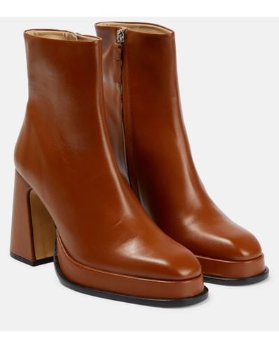 Souliers Martinez Chueca Leather Ankle Boots - Brown