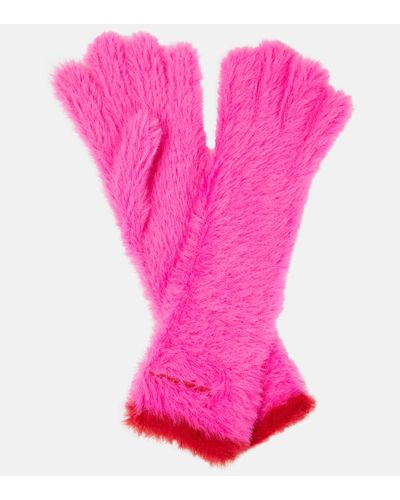 Jacquemus Les Gants Neve Long Faux Fur Gloves - Pink