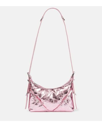 Givenchy Schultertasche Voyou Mini aus Metallic-Leder - Pink
