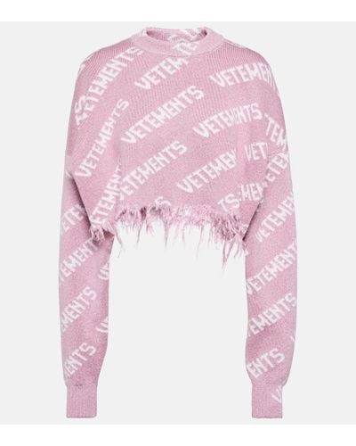 Vetements Jersey cropped de lame con logo - Rosa