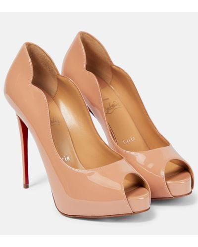 Christian Louboutin Hot Chick Alta Patent Leather Court Shoes - Natural