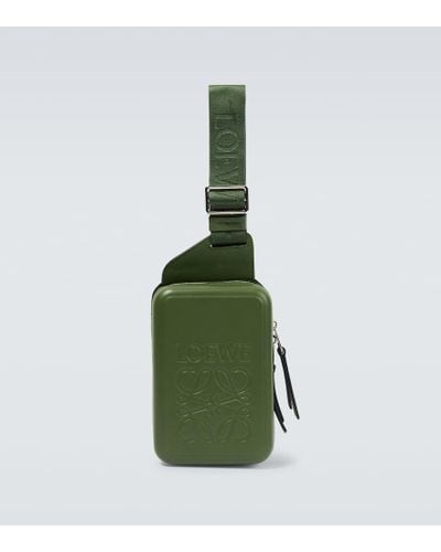 Loewe Messenger bag Molded Sling aus Leder - Grün