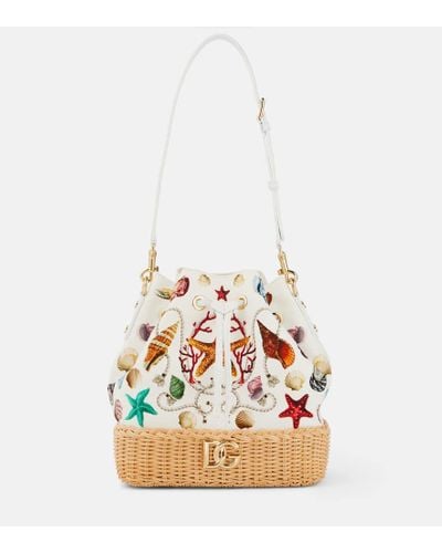 Dolce & Gabbana Bucket-Bag Capri DG aus Canvas mit Raffiabast - Weiß