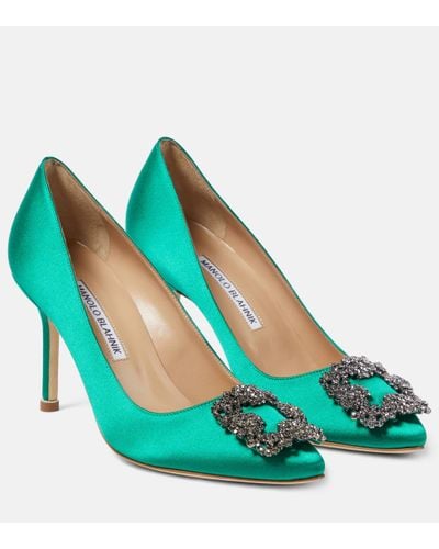Manolo Blahnik Hangisi Embellished Satin Court Shoes - Green