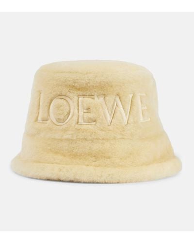 Loewe Bestickter Hut aus Shearling - Natur