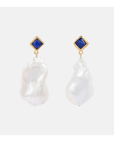 Sophie Buhai Boucles d'oreilles Mer Large en or vermeil 18 ct, lapis-lazuli et perles baroques - Blanc