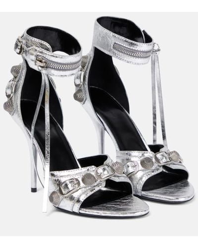 Balenciaga Verzierte Sandalen Cagole aus Metallic-Leder - Schwarz