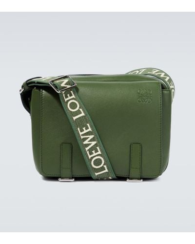 Loewe Messenger Bag XS Military aus Leder - Grün