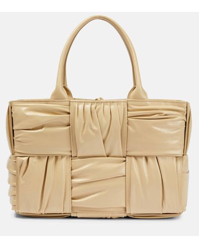 Bottega Veneta Cabas Arco Small en cuir - Neutre