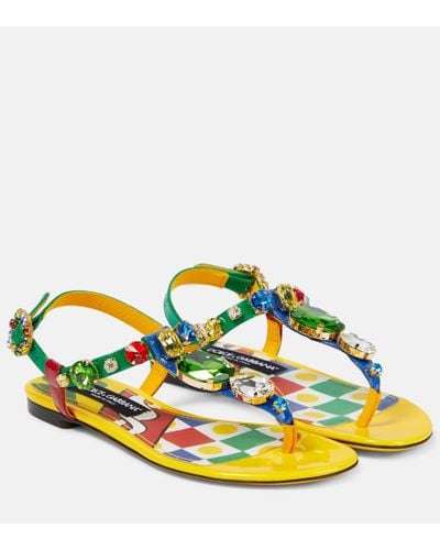 Dolce & Gabbana Verzierte Sandalen aus Lackleder - Gelb
