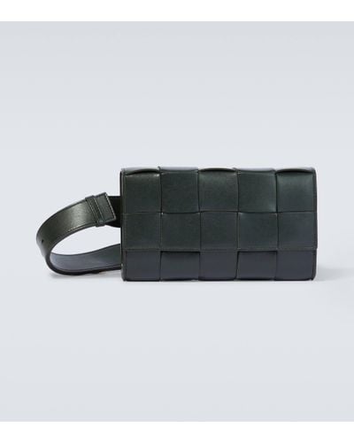 Bottega Veneta Sac ceinture Cassette en cuir - Noir