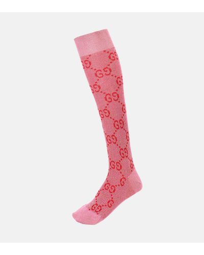 Gucci Chaussettes montantes en lamé et intarsia GG - Rose